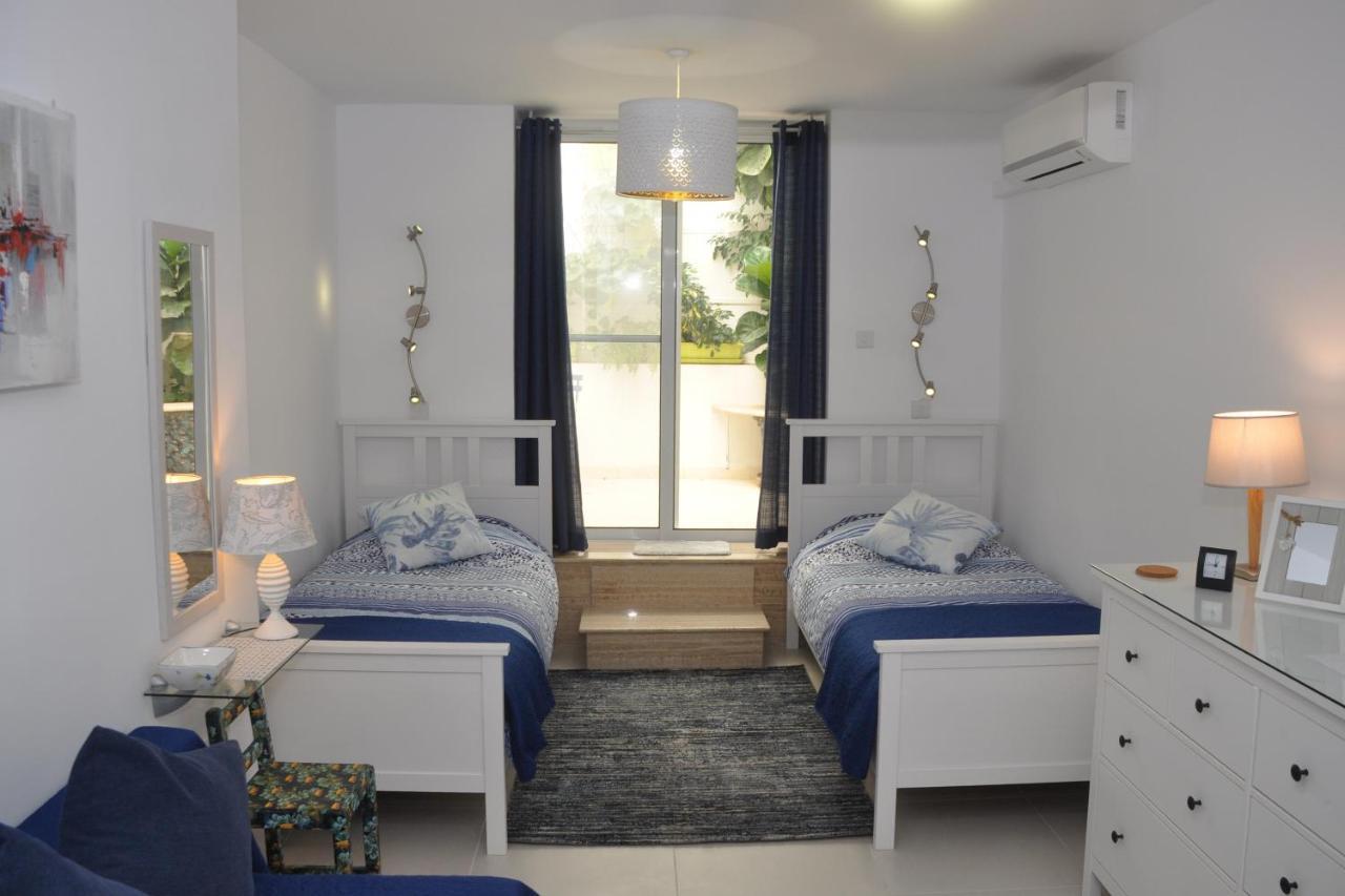 Private Apartment In Pembroke St Julians Exteriér fotografie